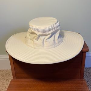 The Airflo Tilley Hat EUC